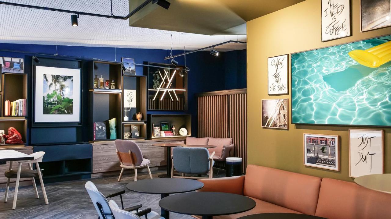 Отель Tribe Paris Batignolles Экстерьер фото