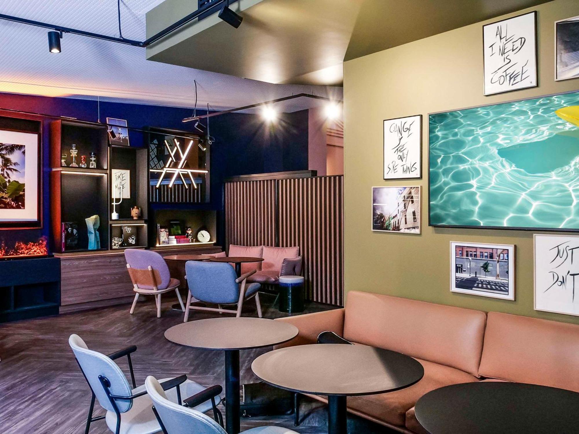 Отель Tribe Paris Batignolles Экстерьер фото