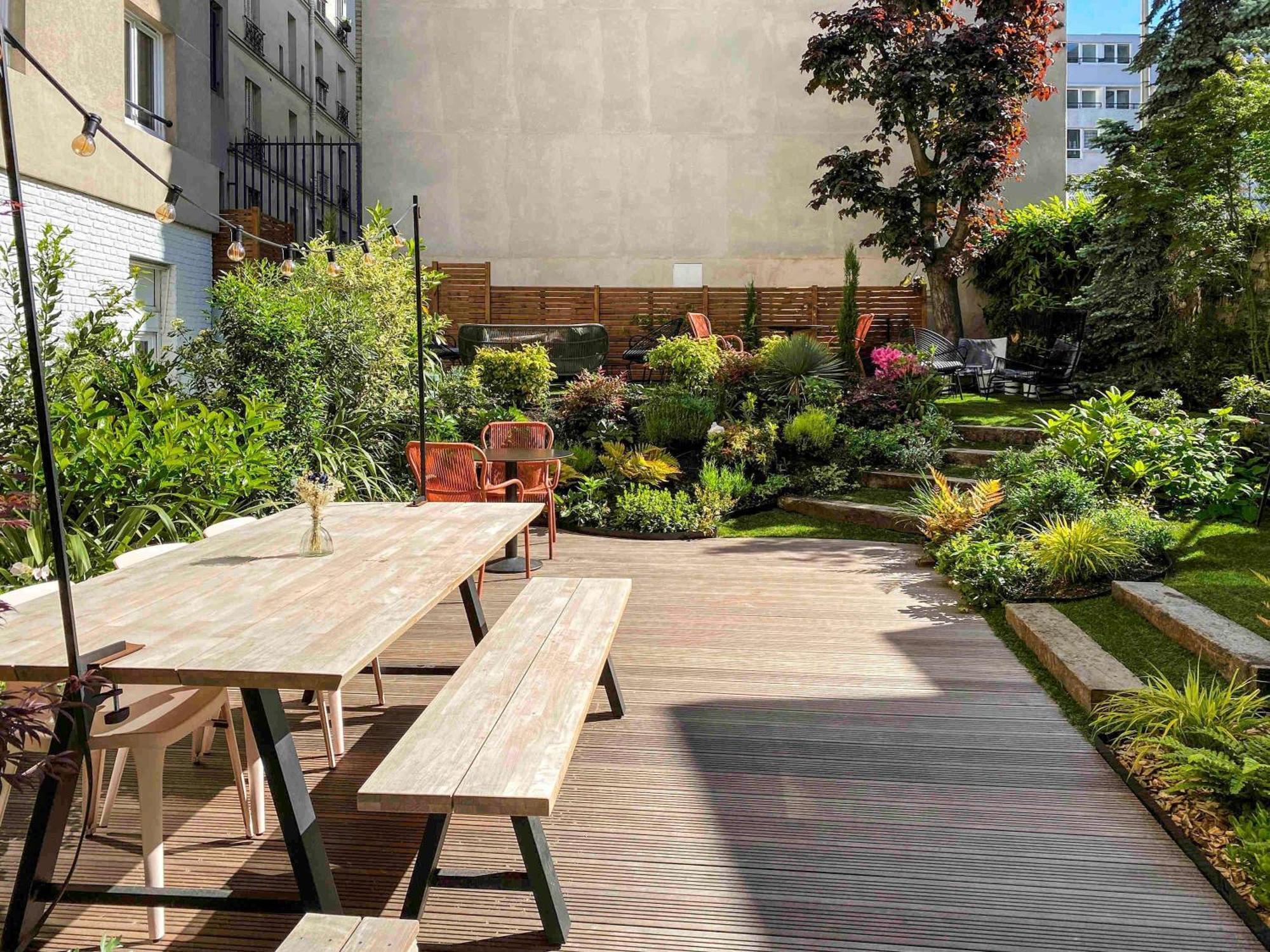 Отель Tribe Paris Batignolles Экстерьер фото